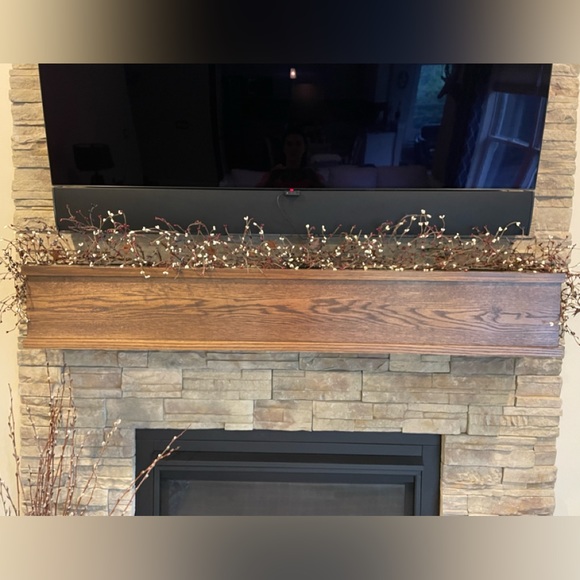 Pip Berry garland, table runner and mat - Picture 4 of 11